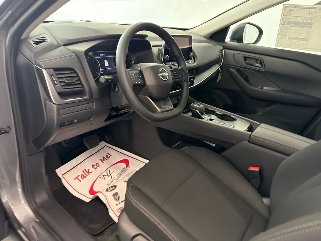 New 2026 Gray Nissan S image 9