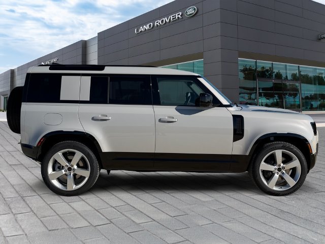 New 2026 Borasco Grey Land Rover X-Dynamic SE image 6