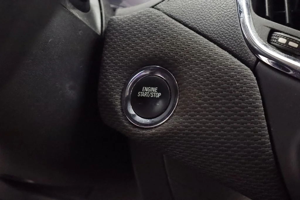 Used 2016 White Chevrolet LT image 24