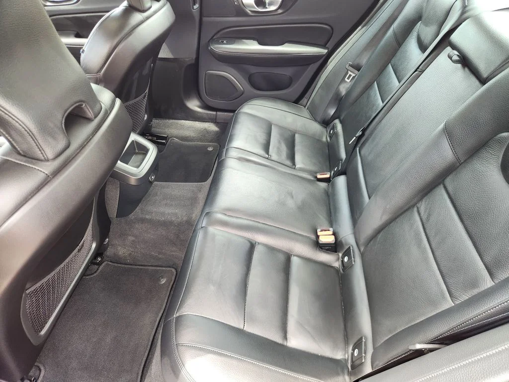 Used 2024 Fusion Red Metallic Volvo Plus Dark Theme image 11
