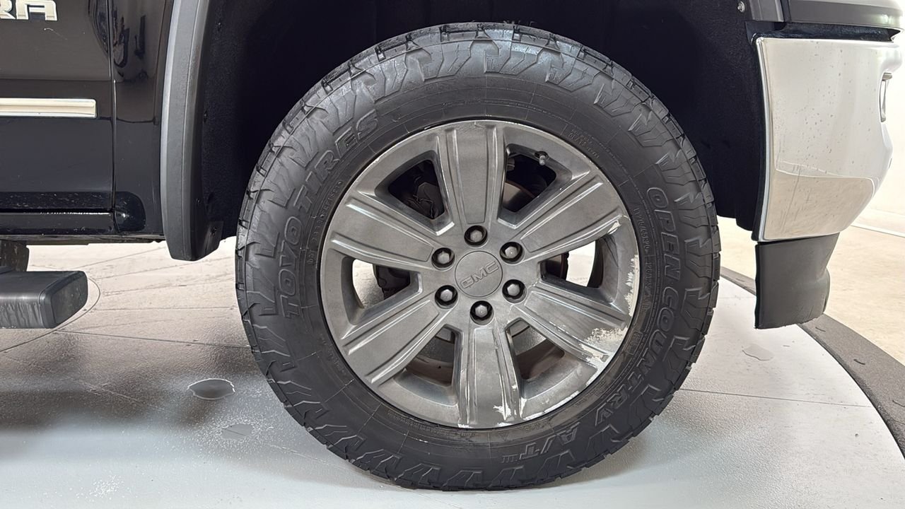 Used 2017 Black GMC SLT image 21