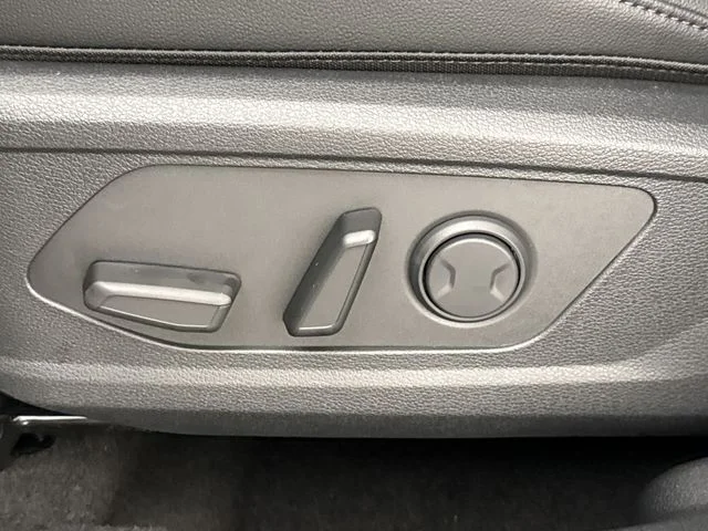 New 2026 Ebony Black Kia EX image 12