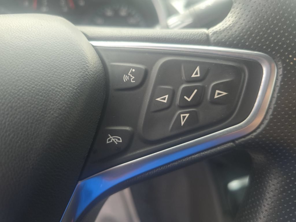 Used 2022 MINERAL GRAY METALLIC Chevrolet LT image 30