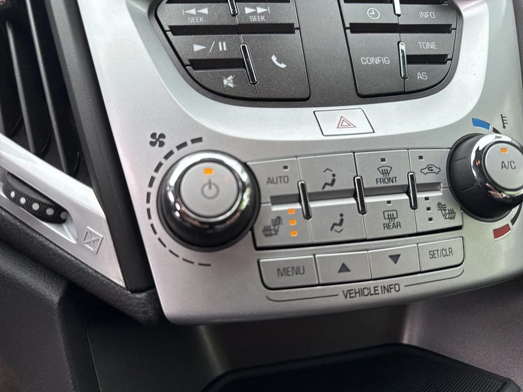 Used 2017 Red GMC SLE-2 image 30