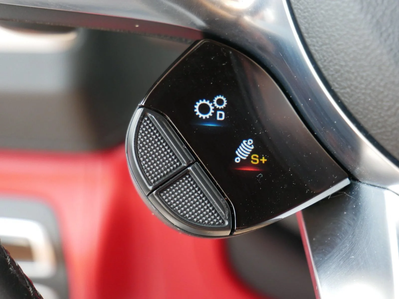 Used 2021 White Mercedes-Benz 4MATIC® image 39