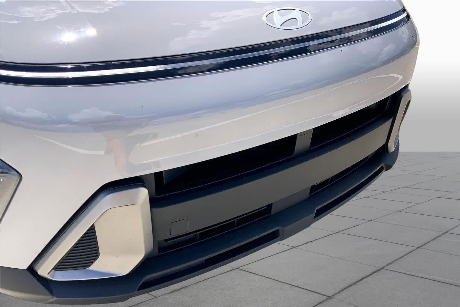 Used 2025 Cyber Gray Metallic Hyundai SEL image 29