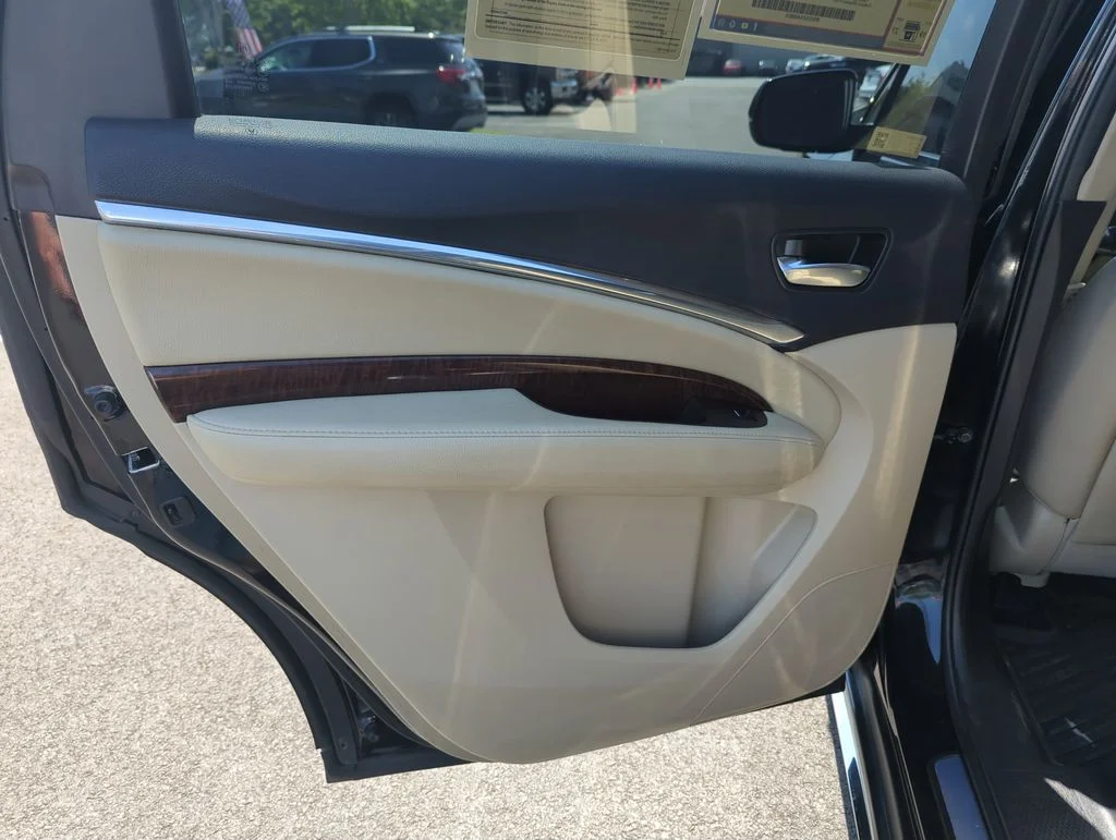 Used 2017  Acura 3.5L image 28