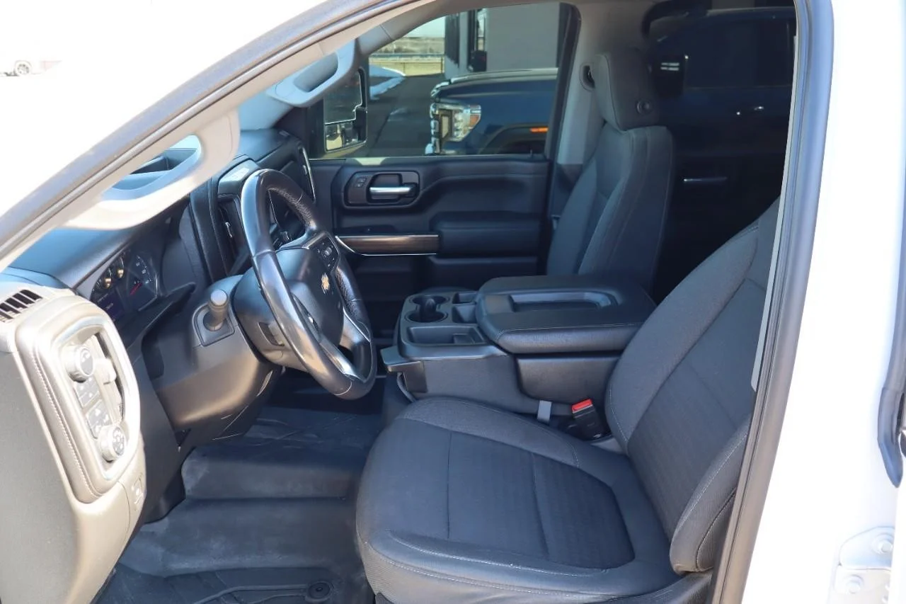 Used 2021 WHITE Chevrolet LT image 9