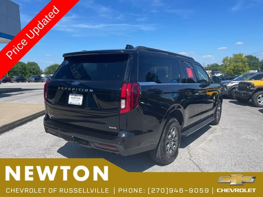 Used 2025 Black Ford Active image 46