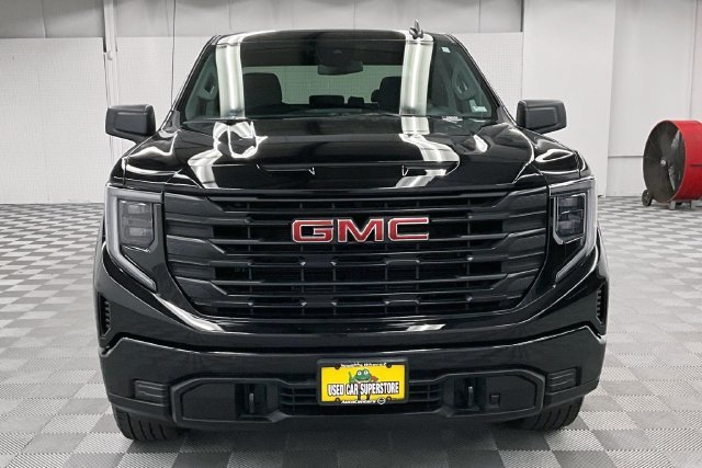 Used 2026 Onyx Black GMC Pro image 4