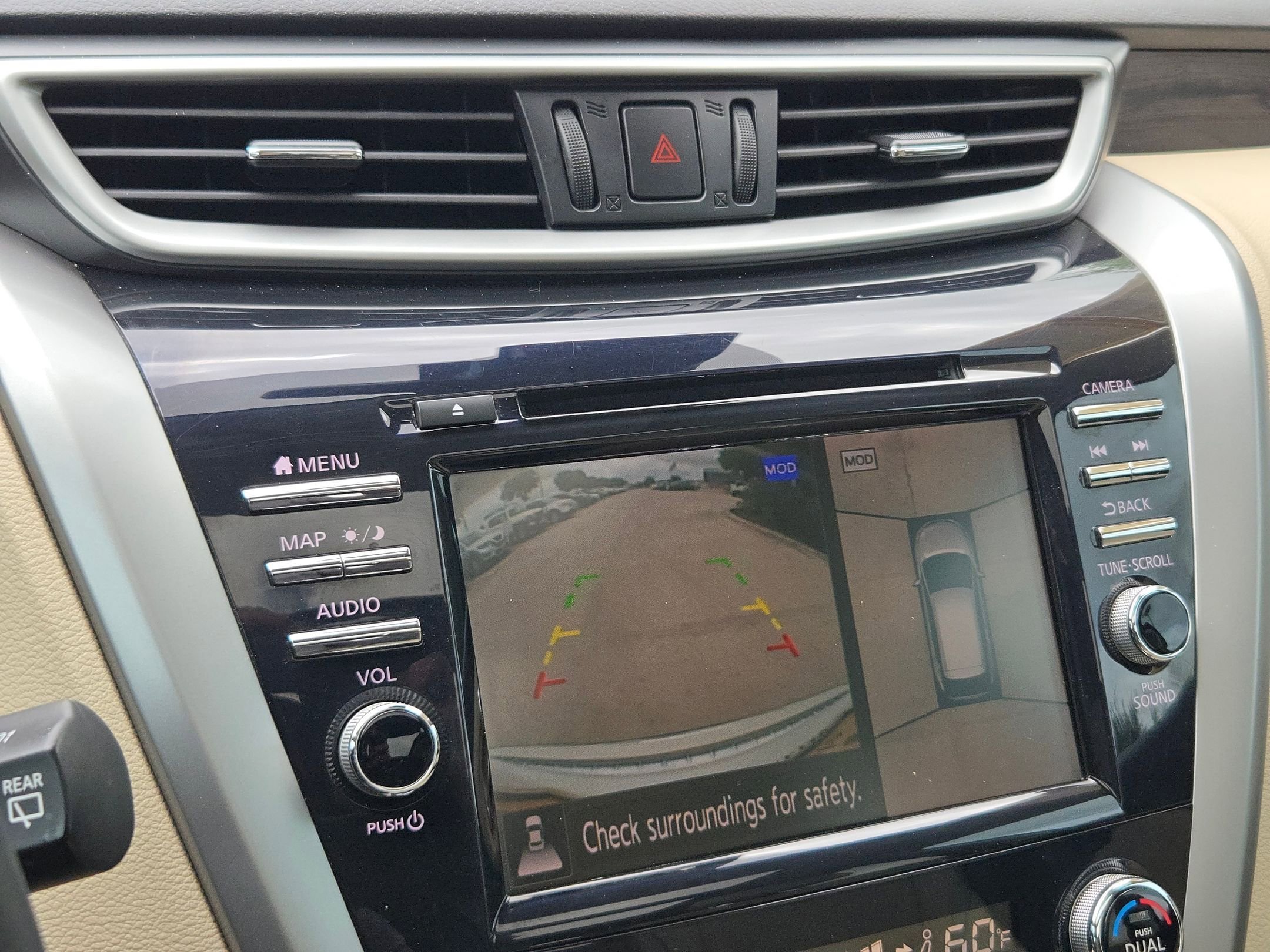 Used 2022 Pearl White Tricoat Nissan Platinum image 18