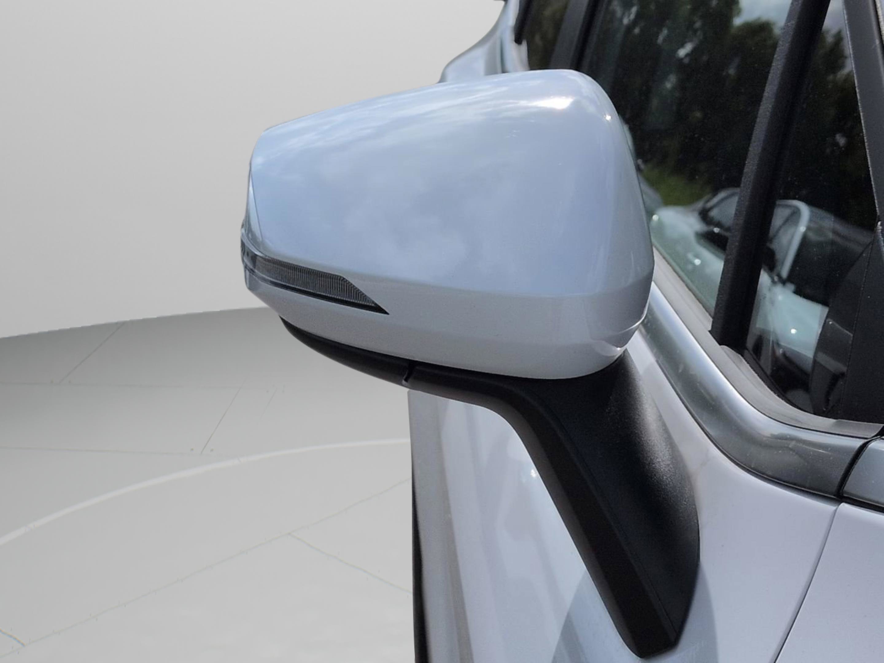 New 2026 Glacial White Kia EX image 33
