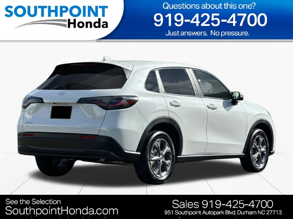 New 2027 Platinum White Pearl Honda LX image 3