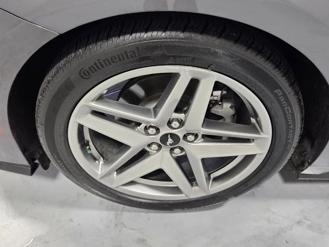 Used 2024 Gray Ford EcoBoost Premium image 14