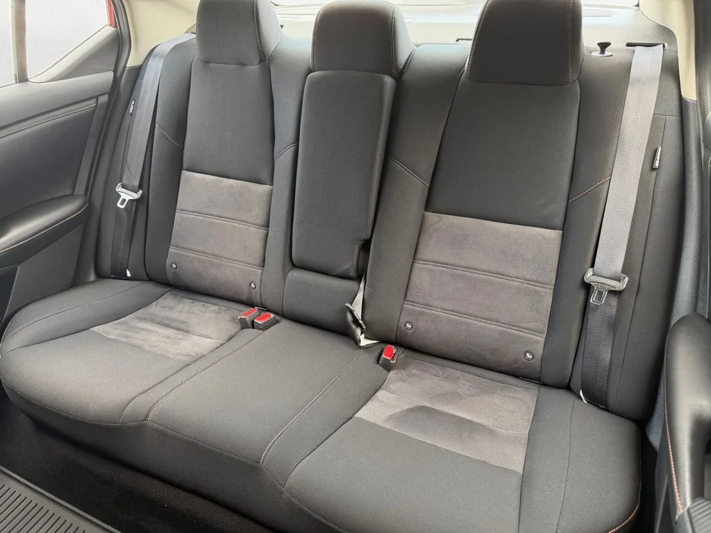 Used 2022 Red Nissan SR image 9