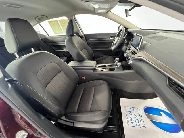Used 2025  Nissan 2.5 SV image 36