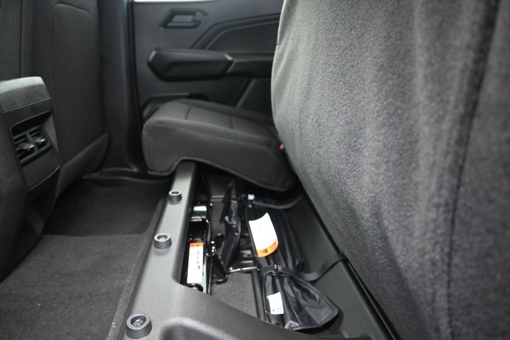 2026 Chevrolet Colorado Work Truck - Photo 17