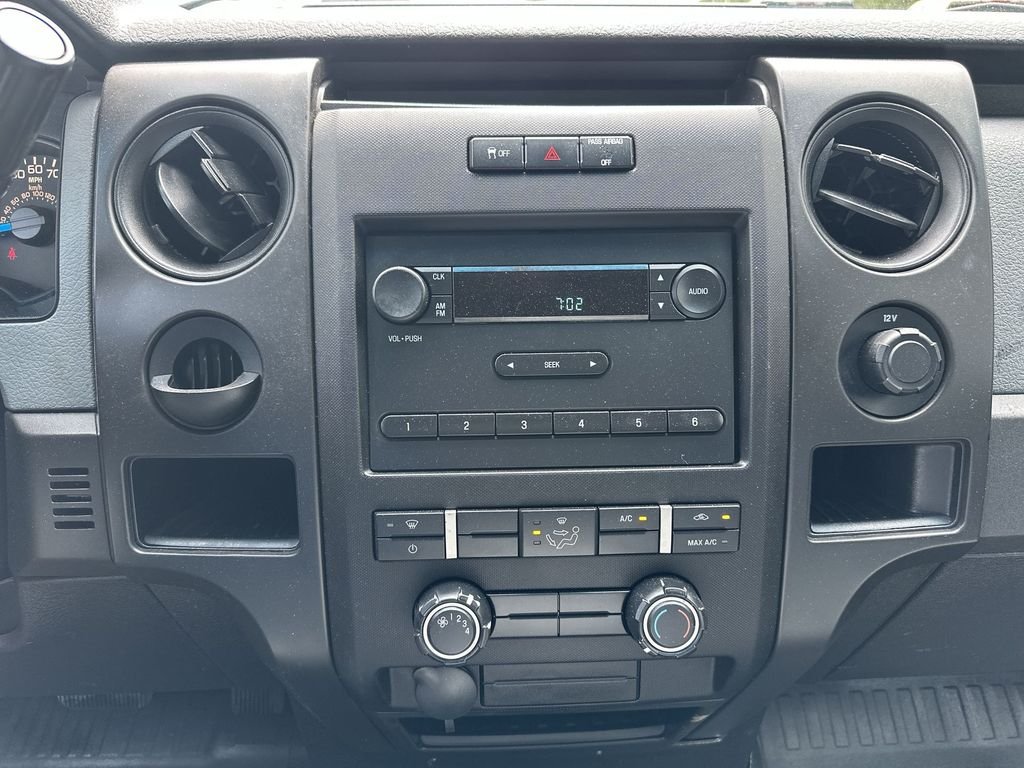 Used 2014 White Ford XL image 13