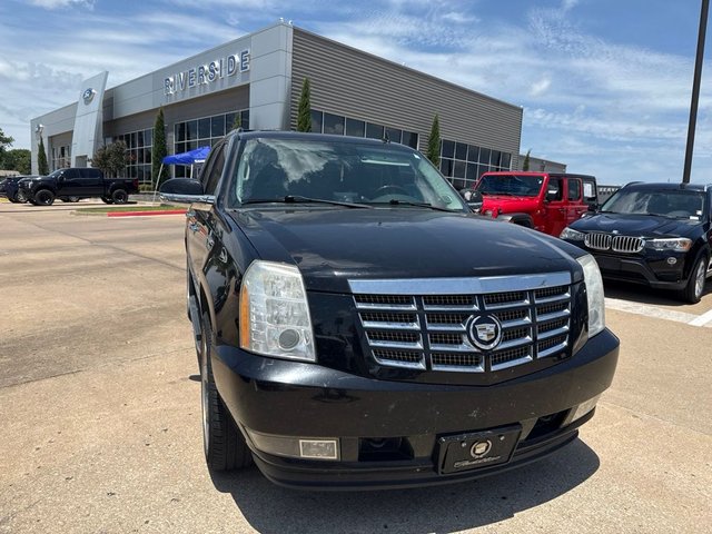 2010 Cadillac Escalade Base