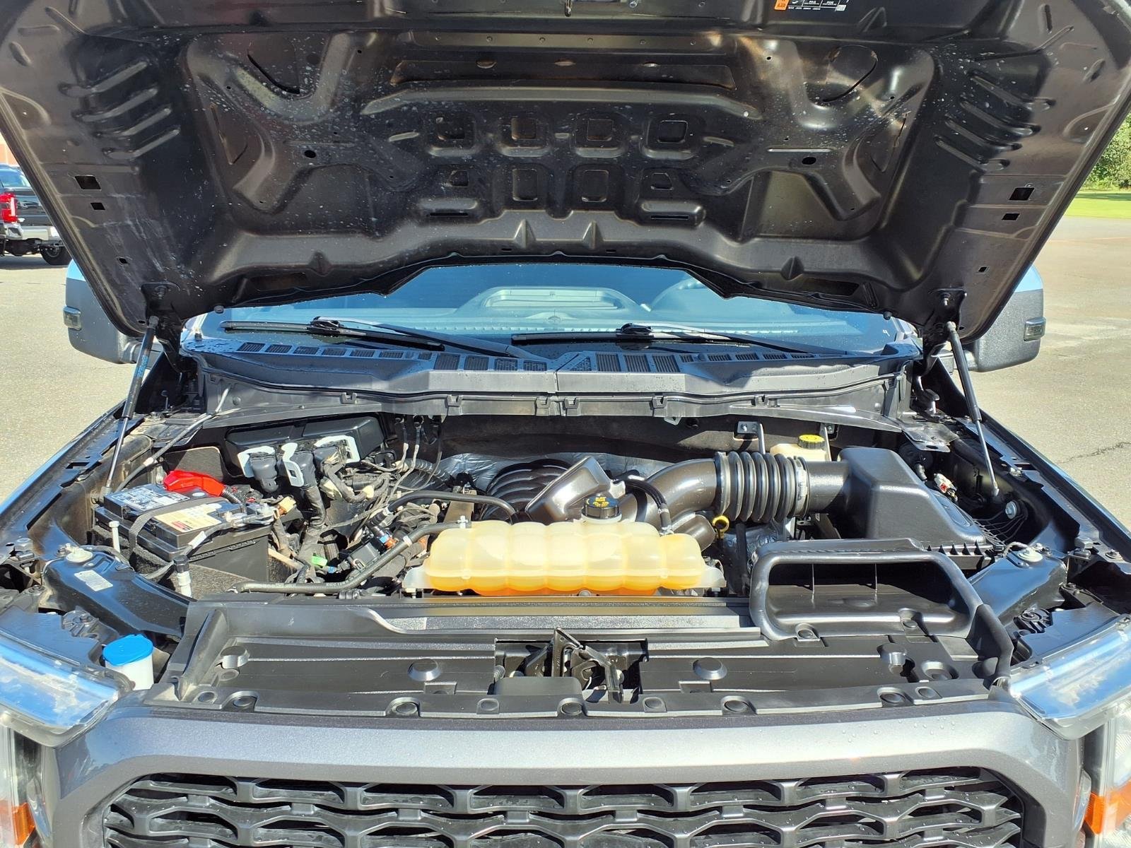 Used 2022 Gray Ford XL image 30