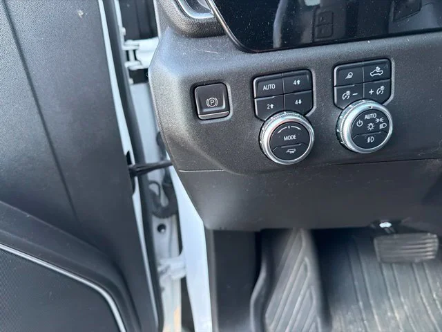 Used 2022 Summit White GMC Elevation image 15