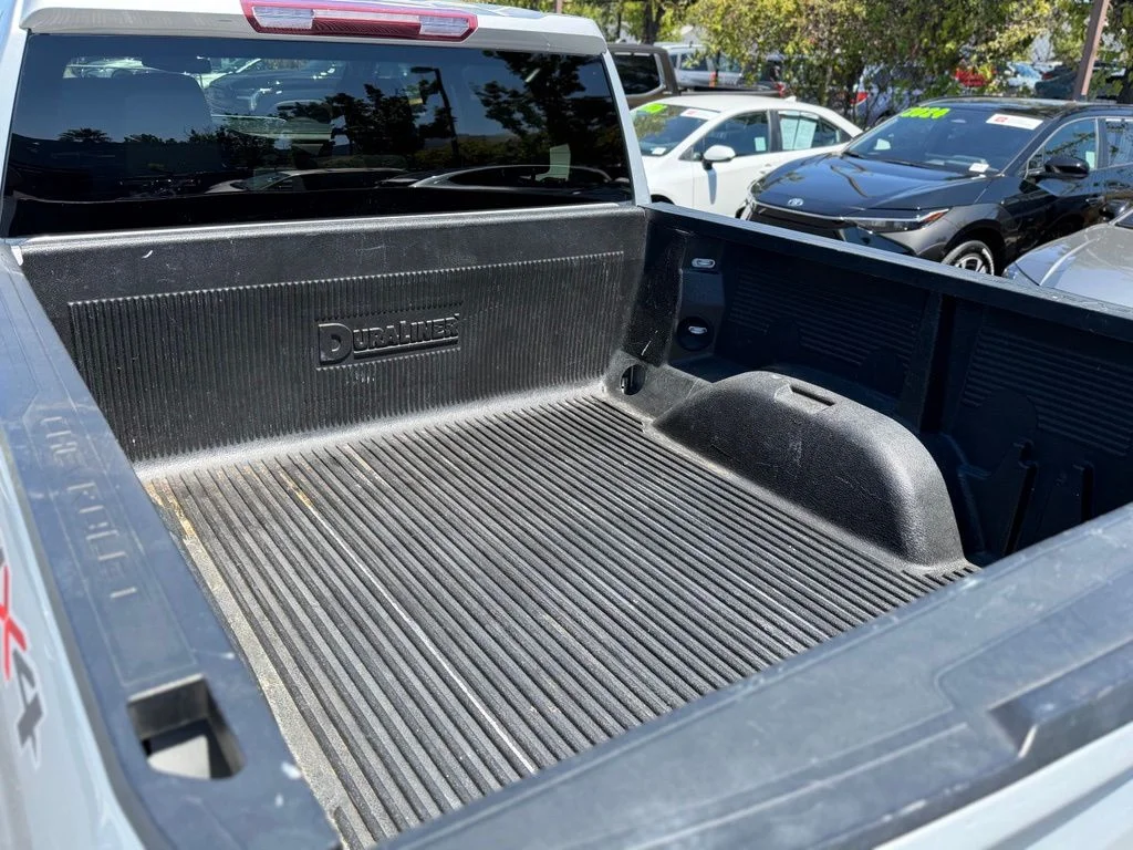 Used 2022 Silver Chevrolet LT image 12