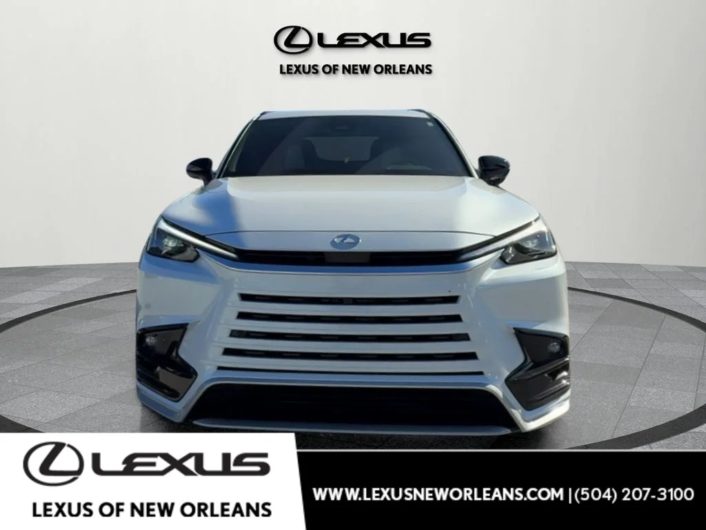 2026 Lexus TX 500h's photo