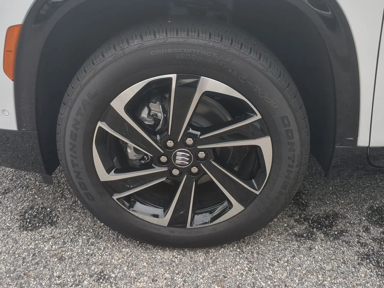 New 2026 Summit White Buick Sport Touring image 34