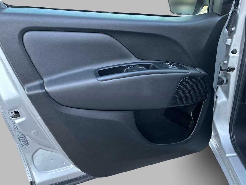 Used 2021 Silver Ram SLT image 18