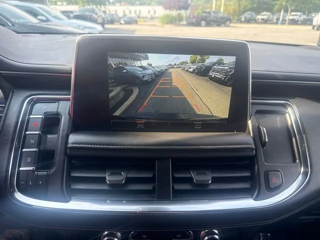 Used 2022 Black GMC AT4 image 26