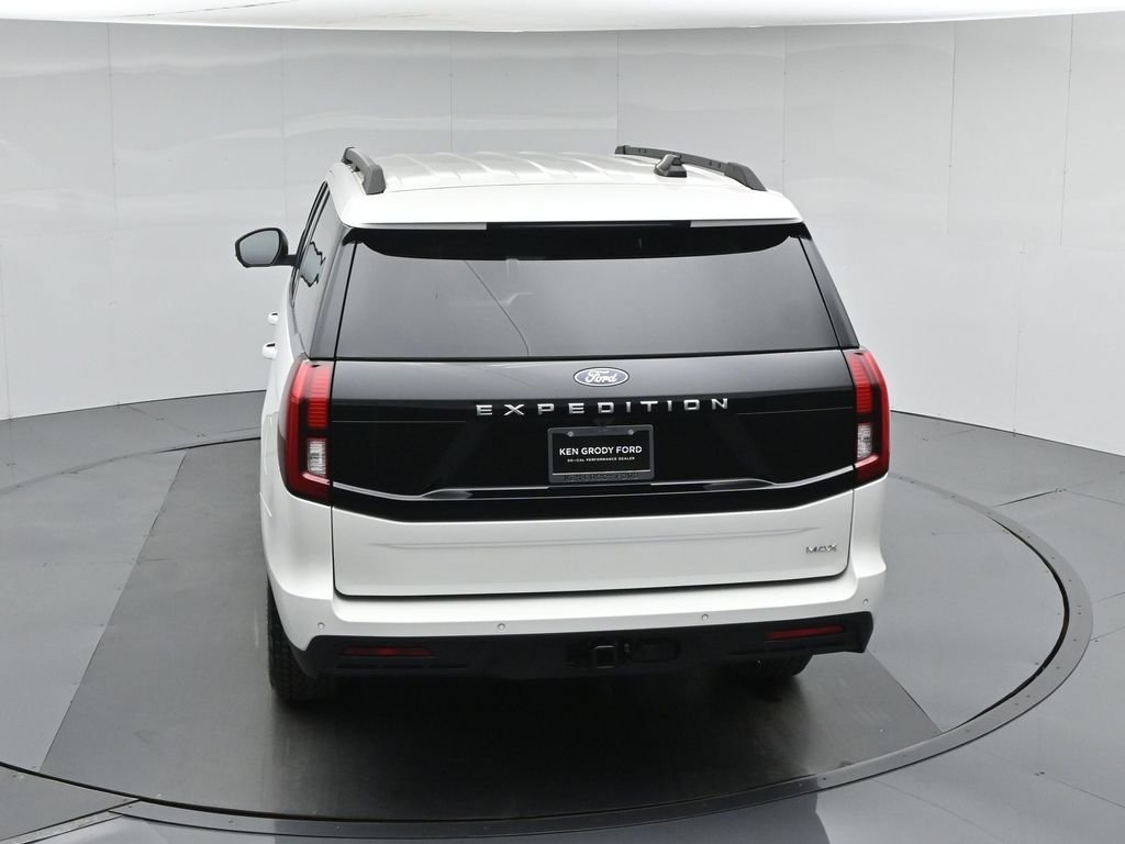New 2027 Star White Metallic Tri-Coat Ford Active image 43