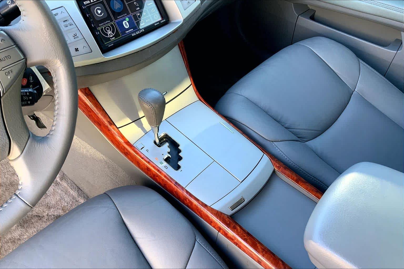 Used 2006 Titanium Metallic Toyota XLS image 13