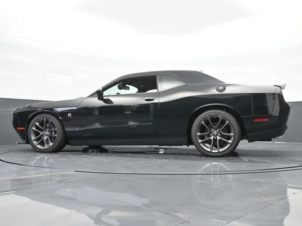 Used 2022 Pitch Black Clearcoat Dodge R/T Scat Pack image 50