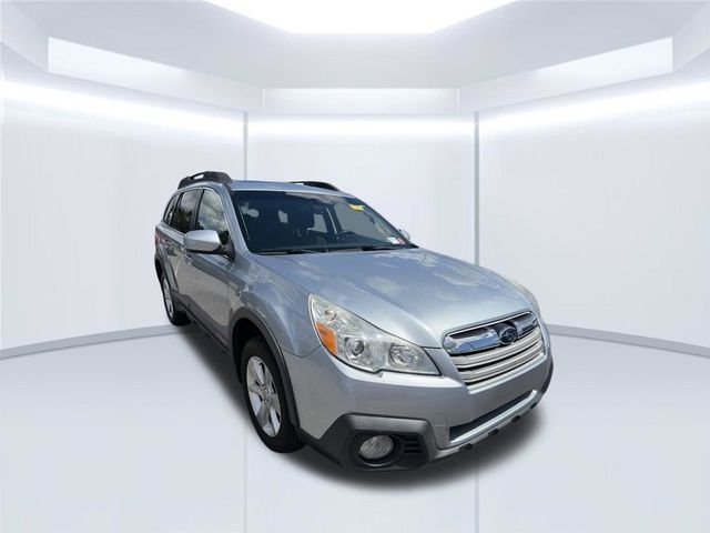 Used 2013 Silver Subaru 2.5i Premium image 3
