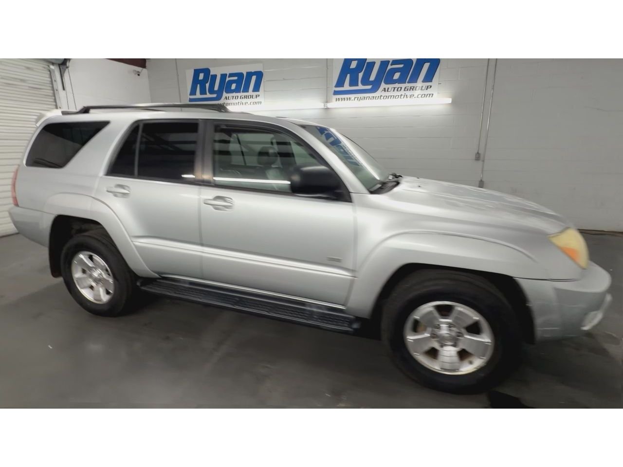 Used 2005 Toyota 4Runner SR5 with VIN JTEZU14R858030281 for sale in Monroe, LA