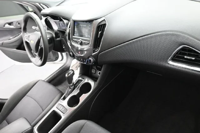 Certified Used 2019 Summit White Chevrolet LT image 28