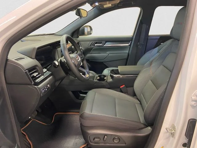 New 2026 White GMC AT4 image 10
