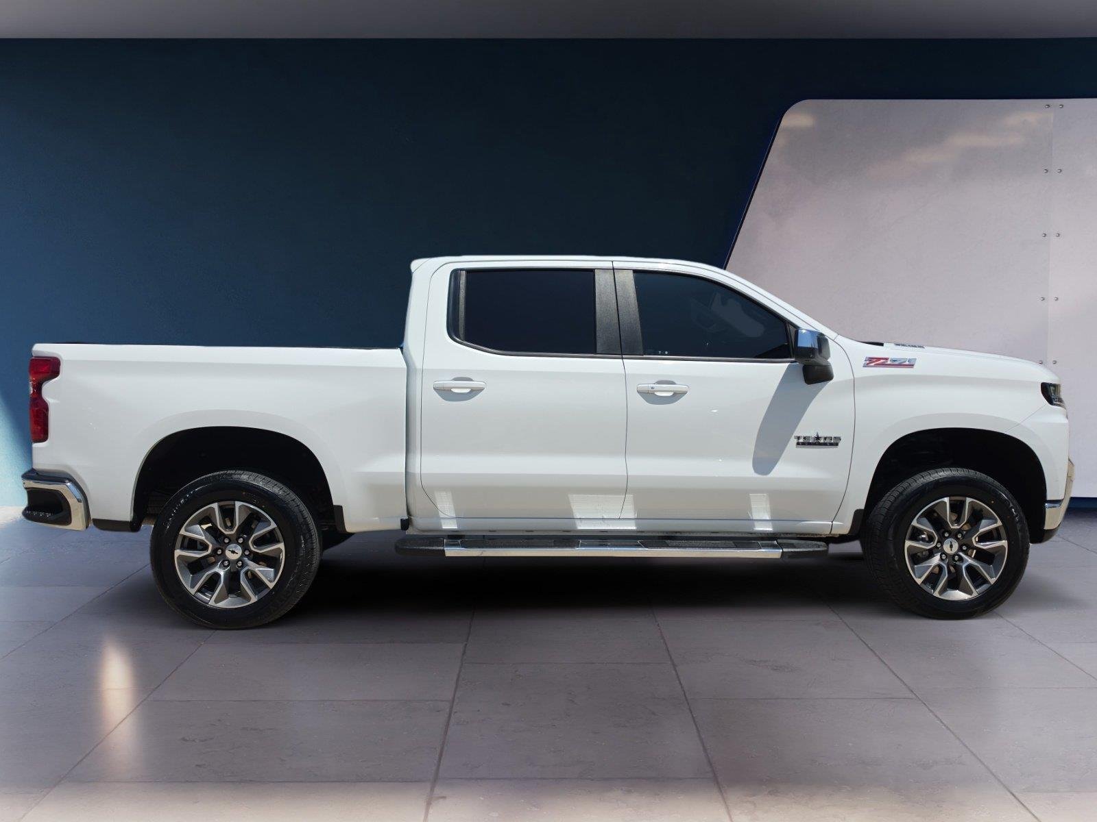 2020 Chevrolet Silverado 1500 LT - Photo 6