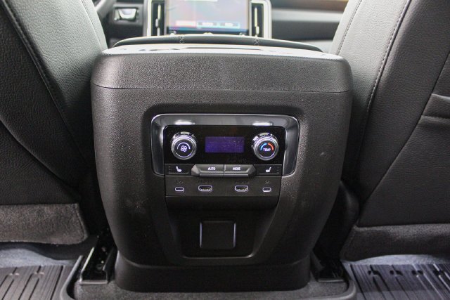 2027 GMC Yukon Denali - Photo 26
