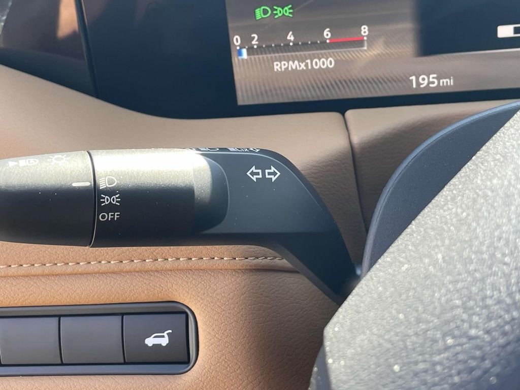 2025 Nissan Armada SL - Photo 24