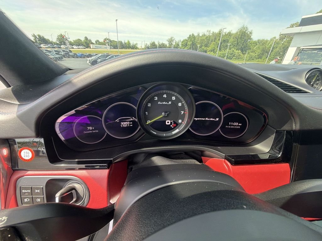 2021 Porsche Cayenne Turbo S E-Hybrid - Photo 21