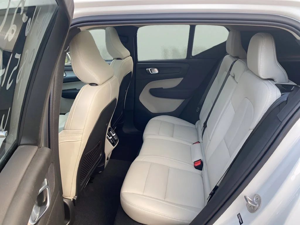Used 2024  Volvo Ultimate Bright Theme image 10