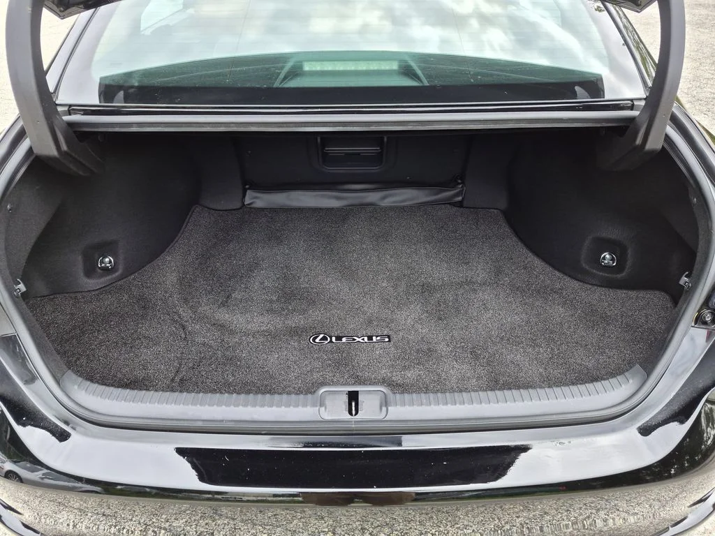 Used 2024 Black Lexus 350 image 6