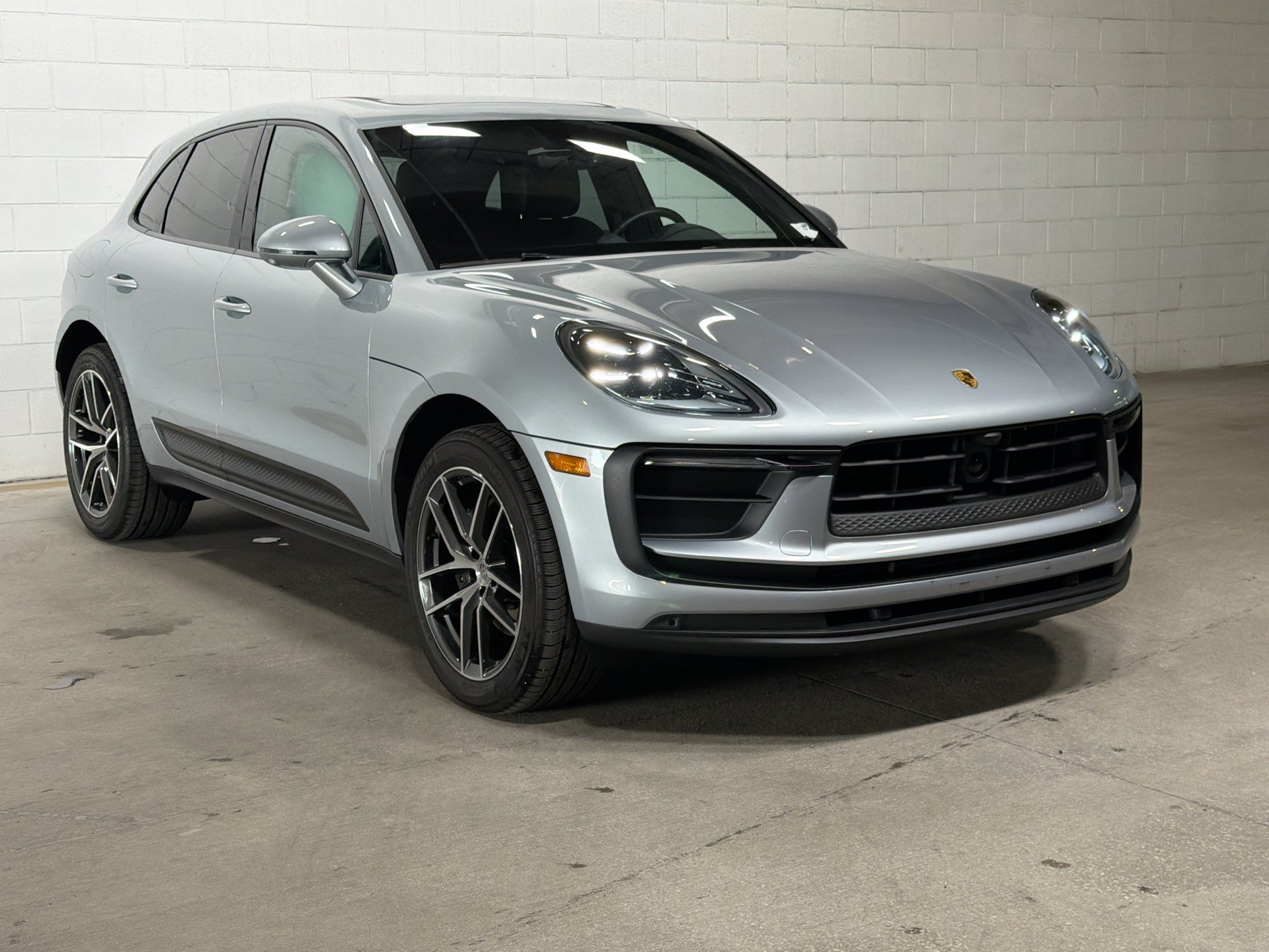 Certified Used 2026 Dolomite Silver Metallic Porsche  image 6