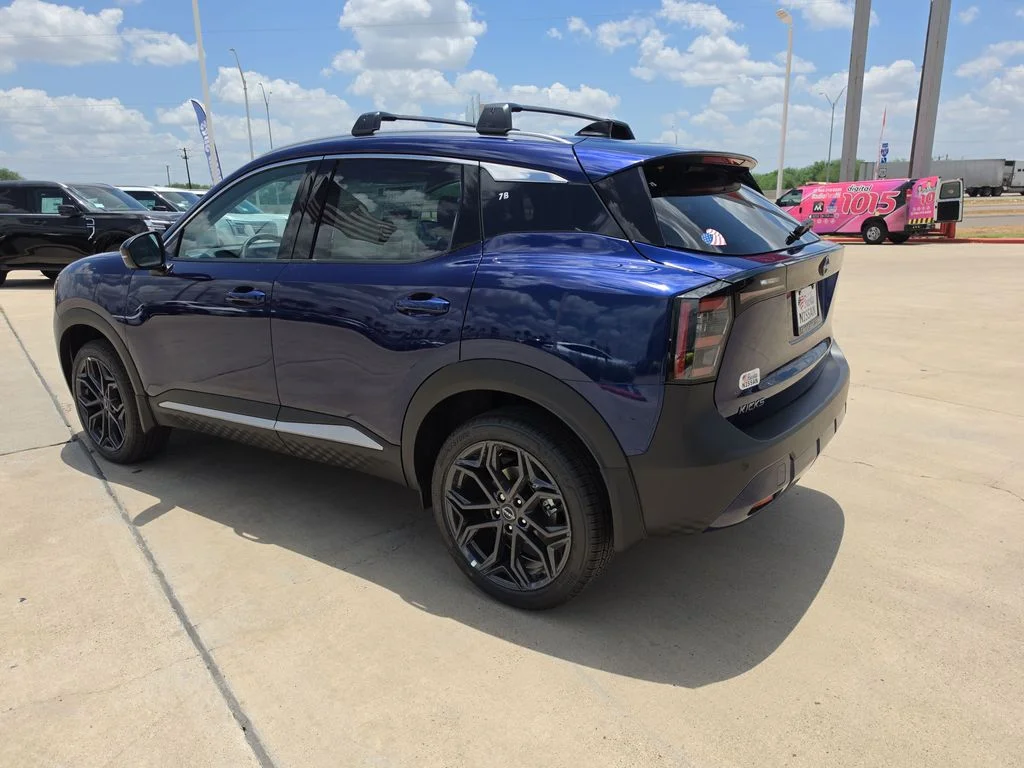 New 2026 Deep Blue Pearl Nissan SR image 5