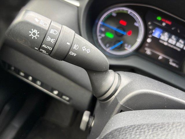 Used 2022 Coastal Gray Metallic Toyota Limited image 13