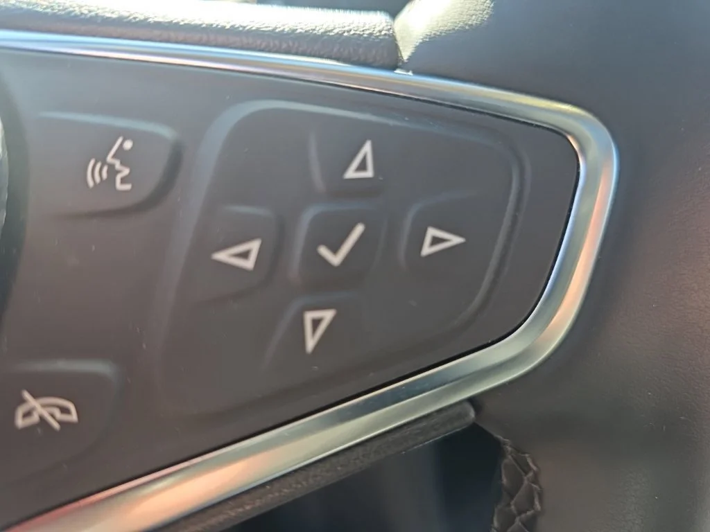 2024 Chevrolet Equinox LT - Photo 12