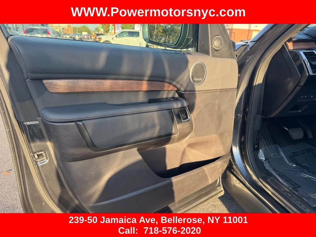 2018 Land Rover Discovery HSE - Photo 18