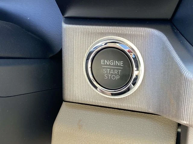 New 2026 Star White Metallic Tri-Coat Ford F-450® Platinum® image 22