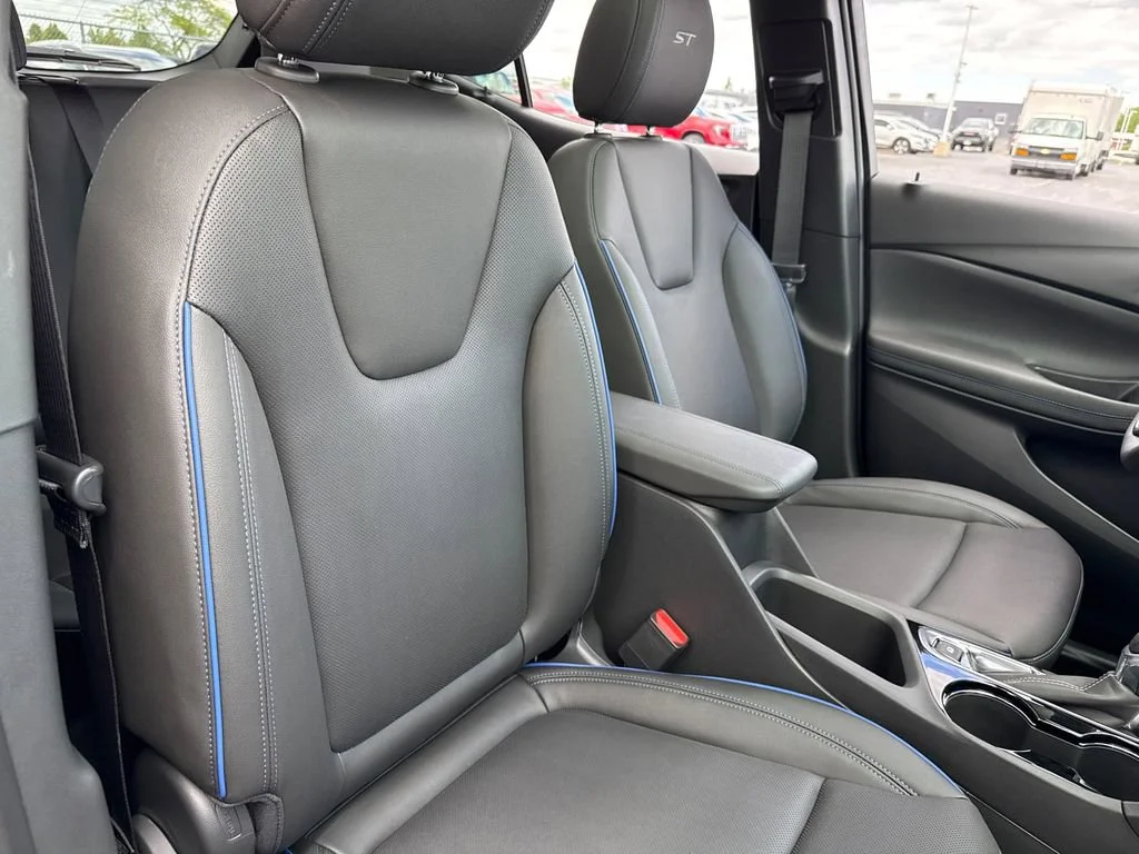 New 2026 Moonstone Gray Metallic Buick Sport Touring image 37